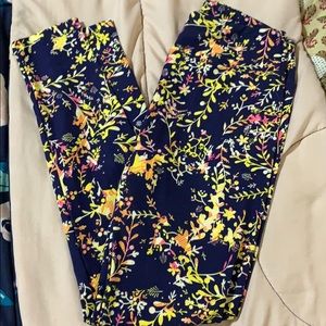 Lularoe OS leggings (2/$20)